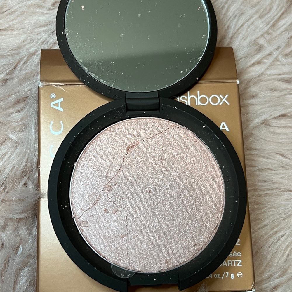Becca 🤍 Smashbox Shimmering Skin Protector Pressed